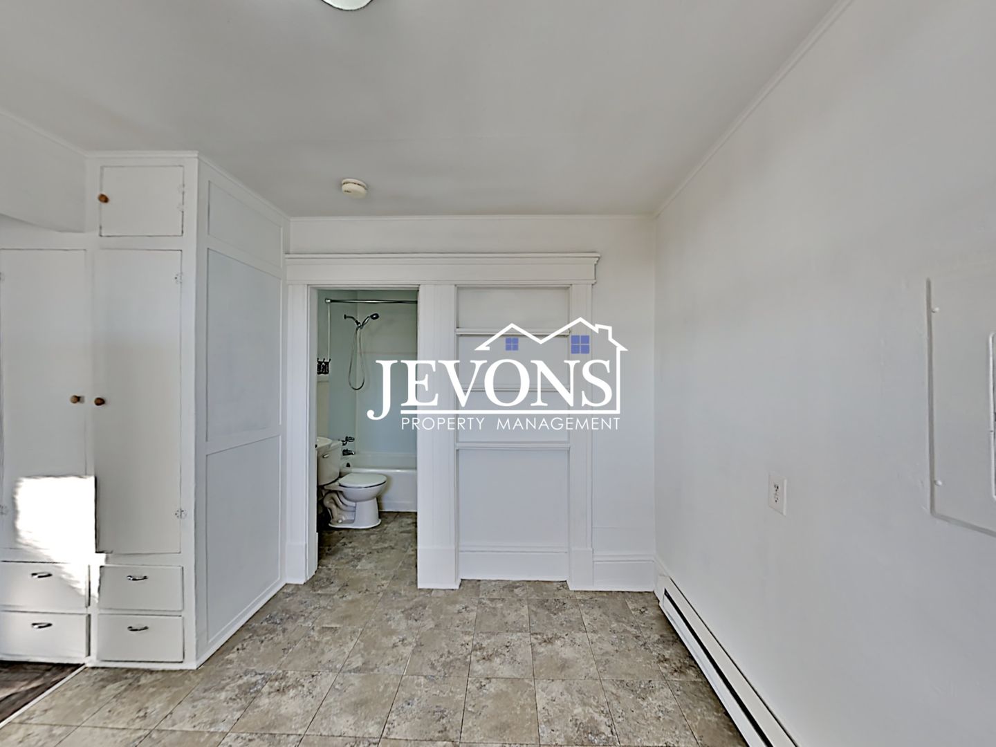 511 N 2nd St 8 of 18
