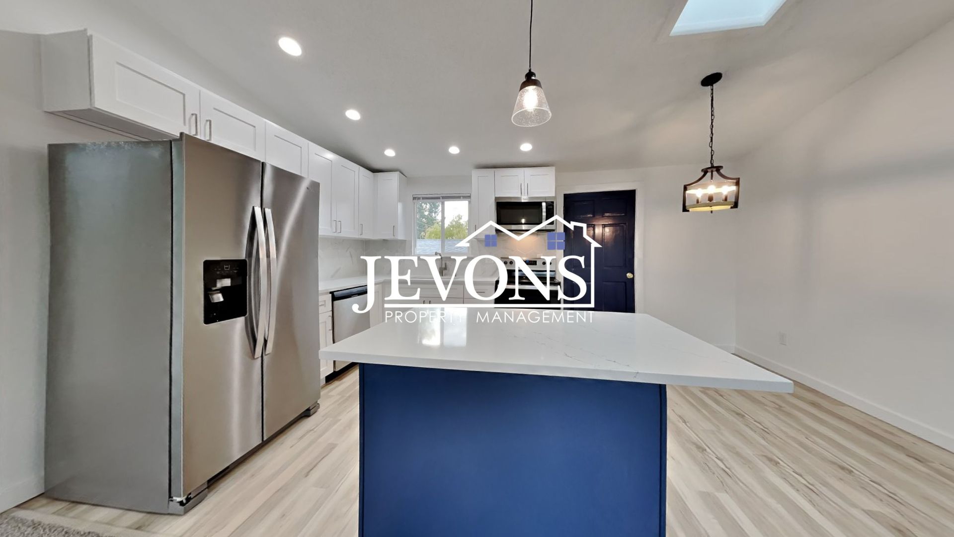 6114 N 49th St 1 of 32