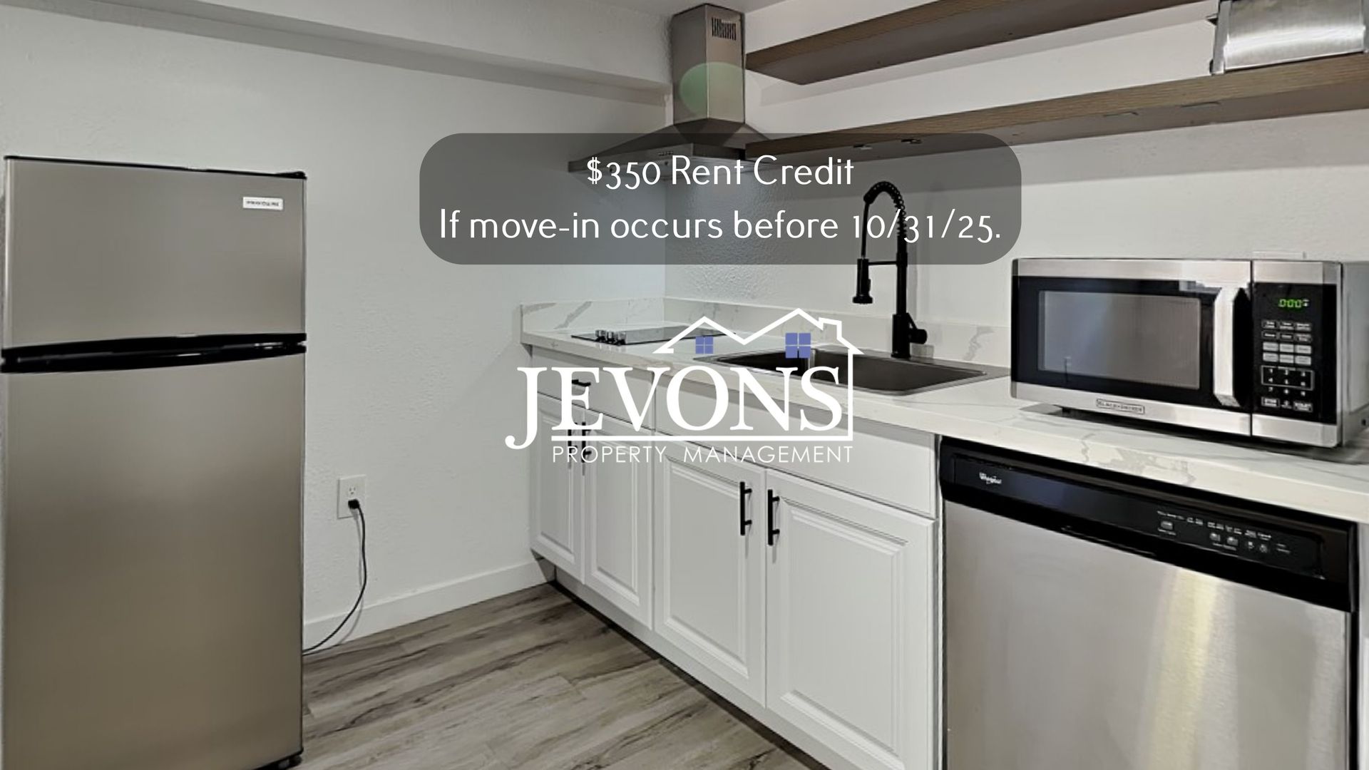 Tacoma Apartment: 630 N Skyline Dr