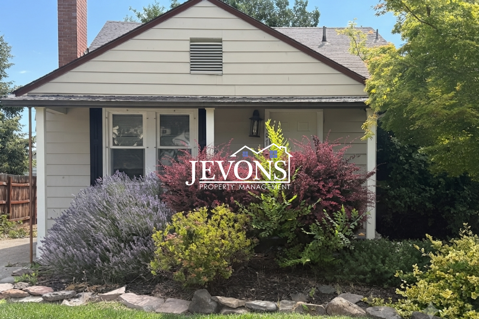 Yakima House: 707 S 18th Ave