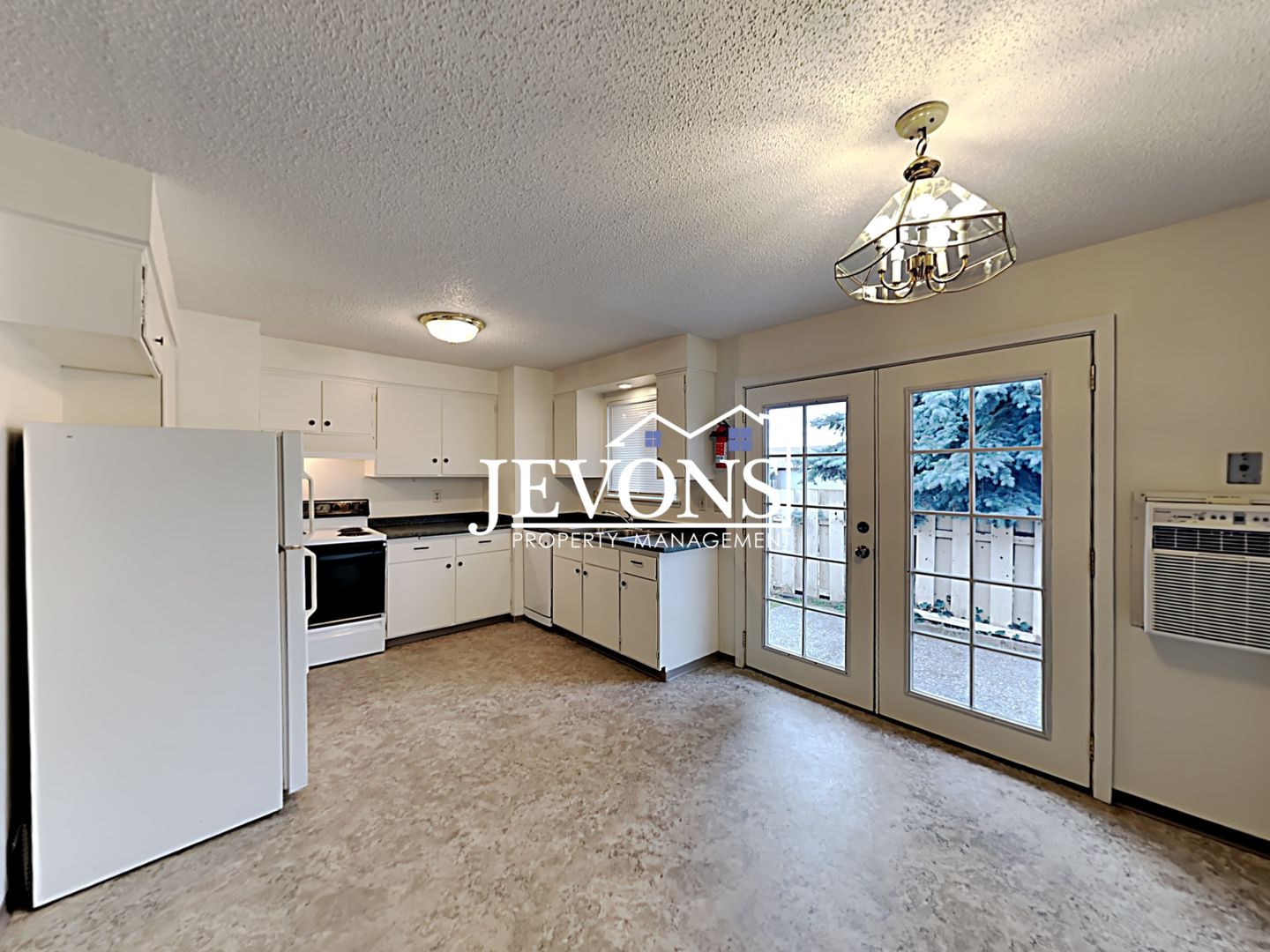 Yakima Apartment: 1115 S 41st Ave