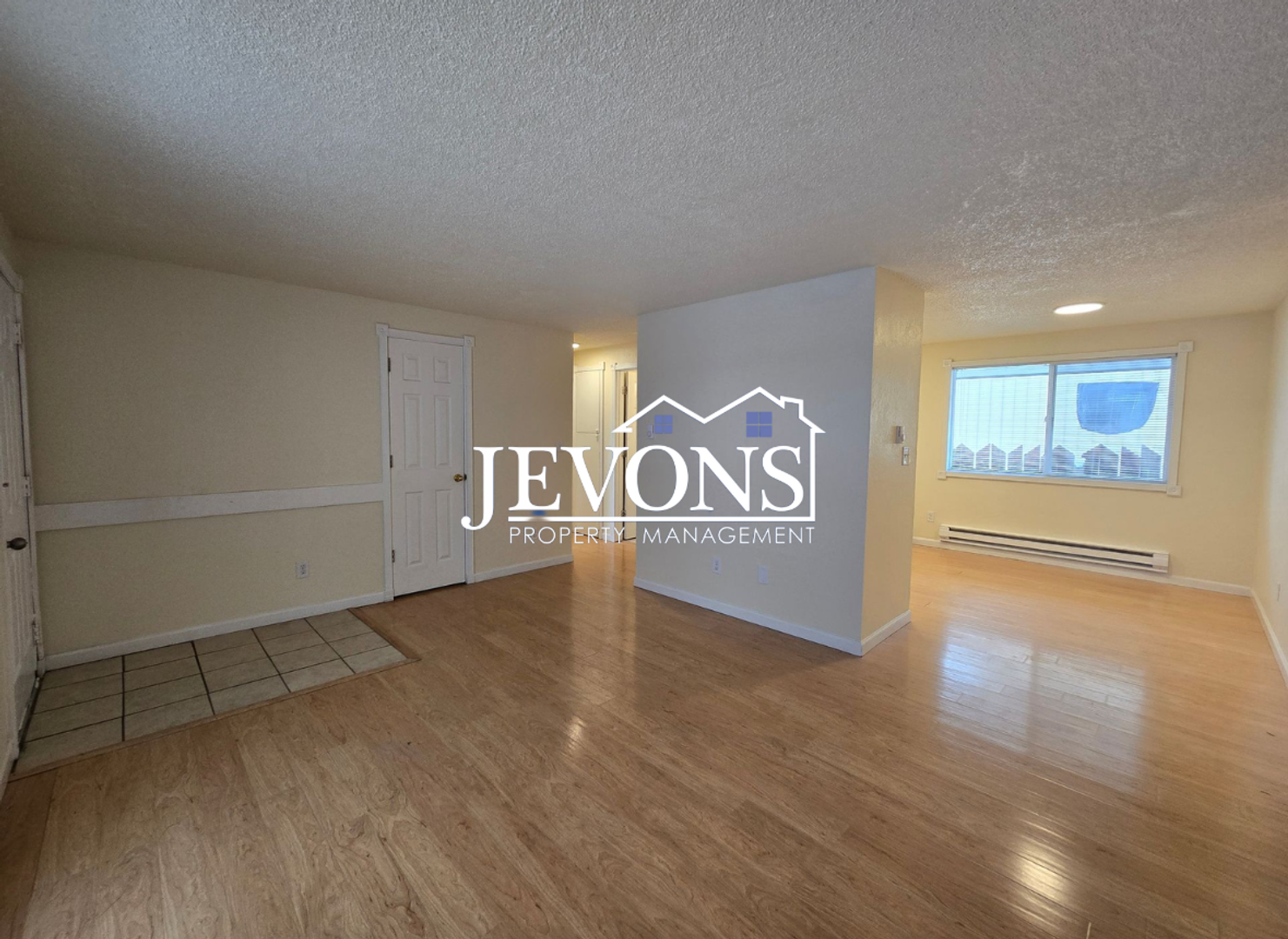 1117 Willow St 2 of 9