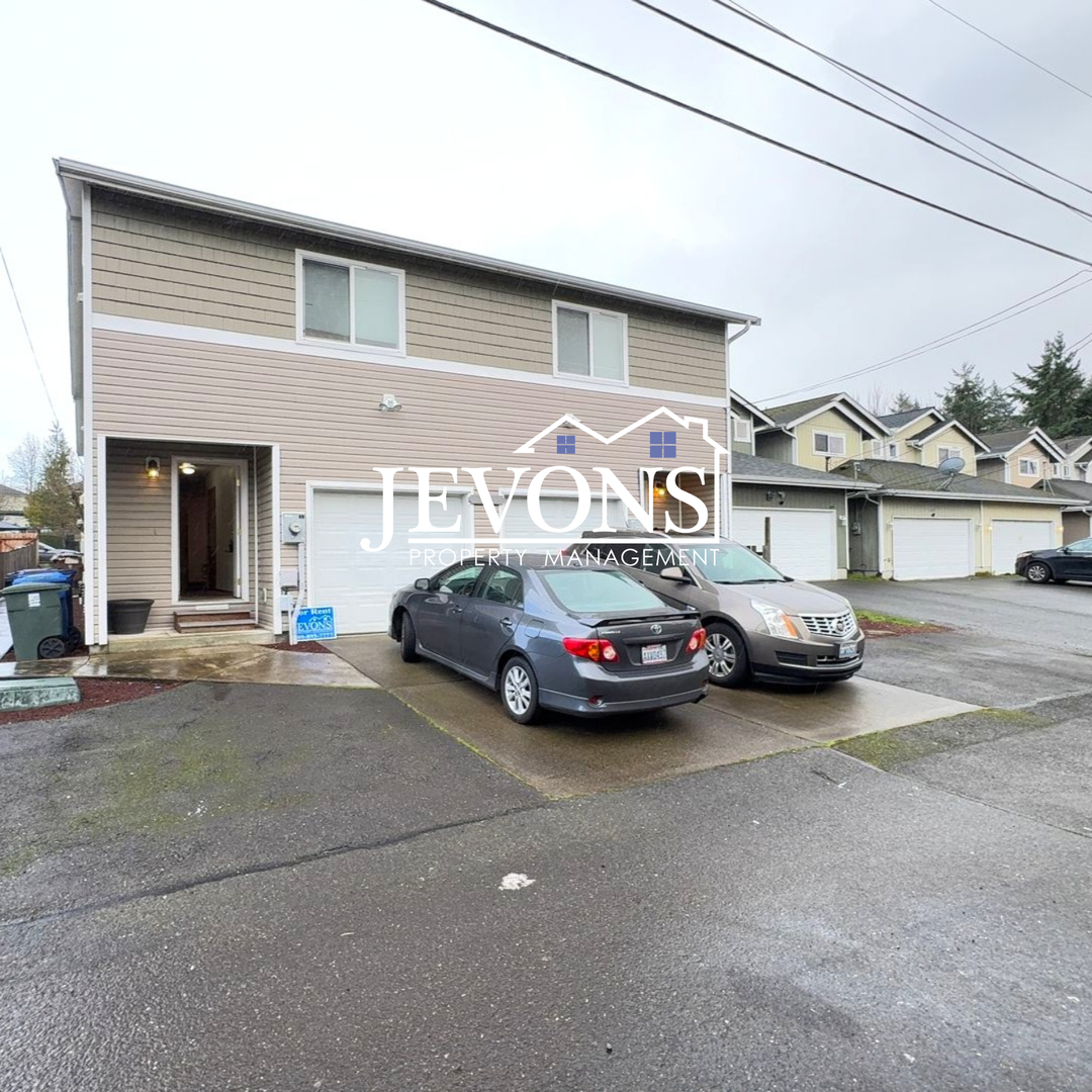 Tacoma Apartment: 4538 S Warner St