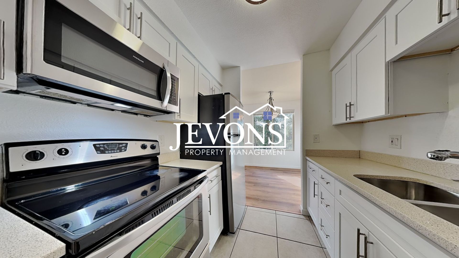 Kirkland House: 12525 NE 145th PL