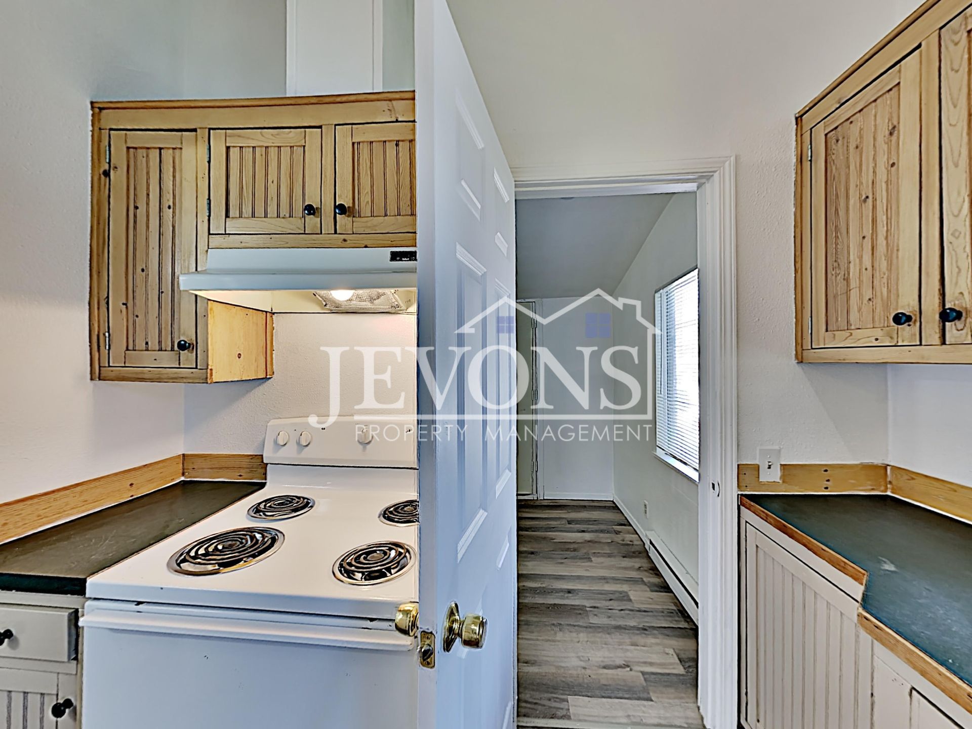 215 N Chestnut St Toppenish, WA 98948