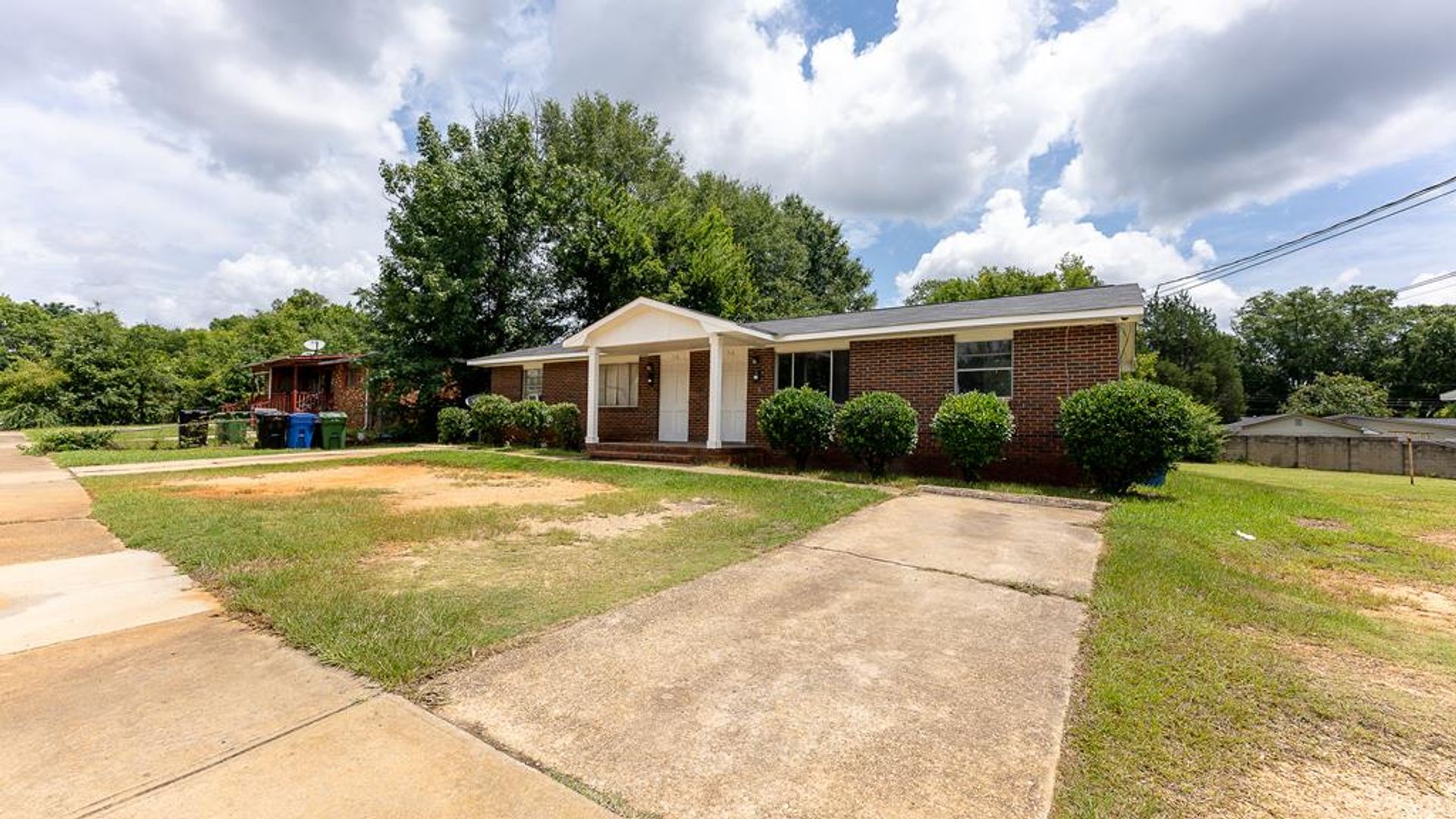 Columbus House: 714 Palmetto Ave