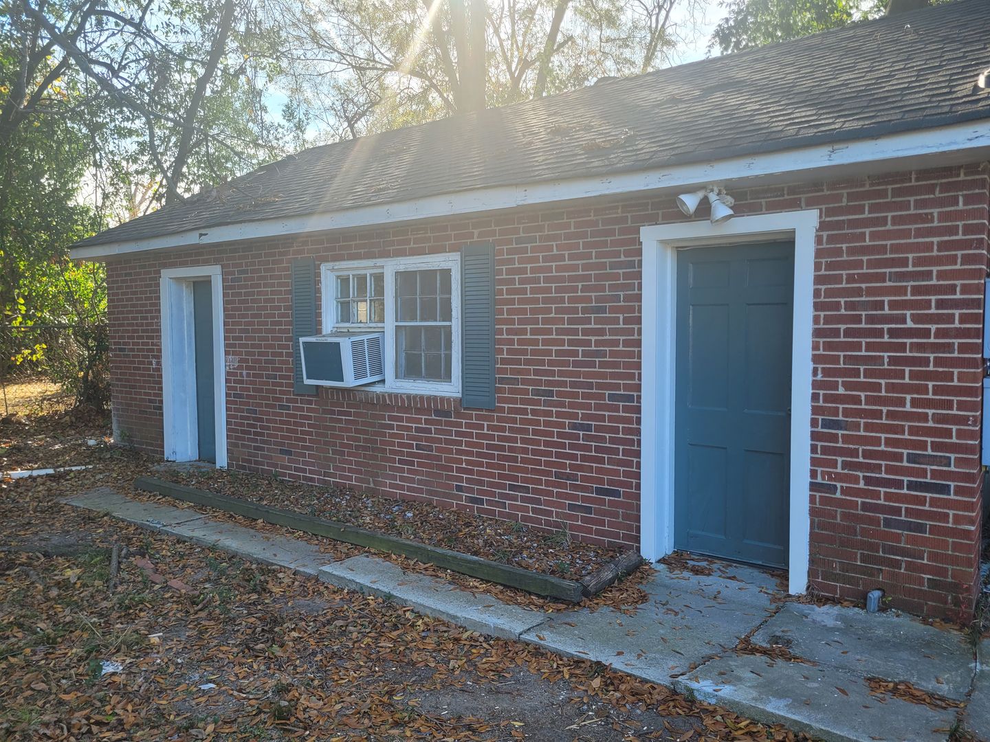 Columbus Apartment: 2400 Bell St.