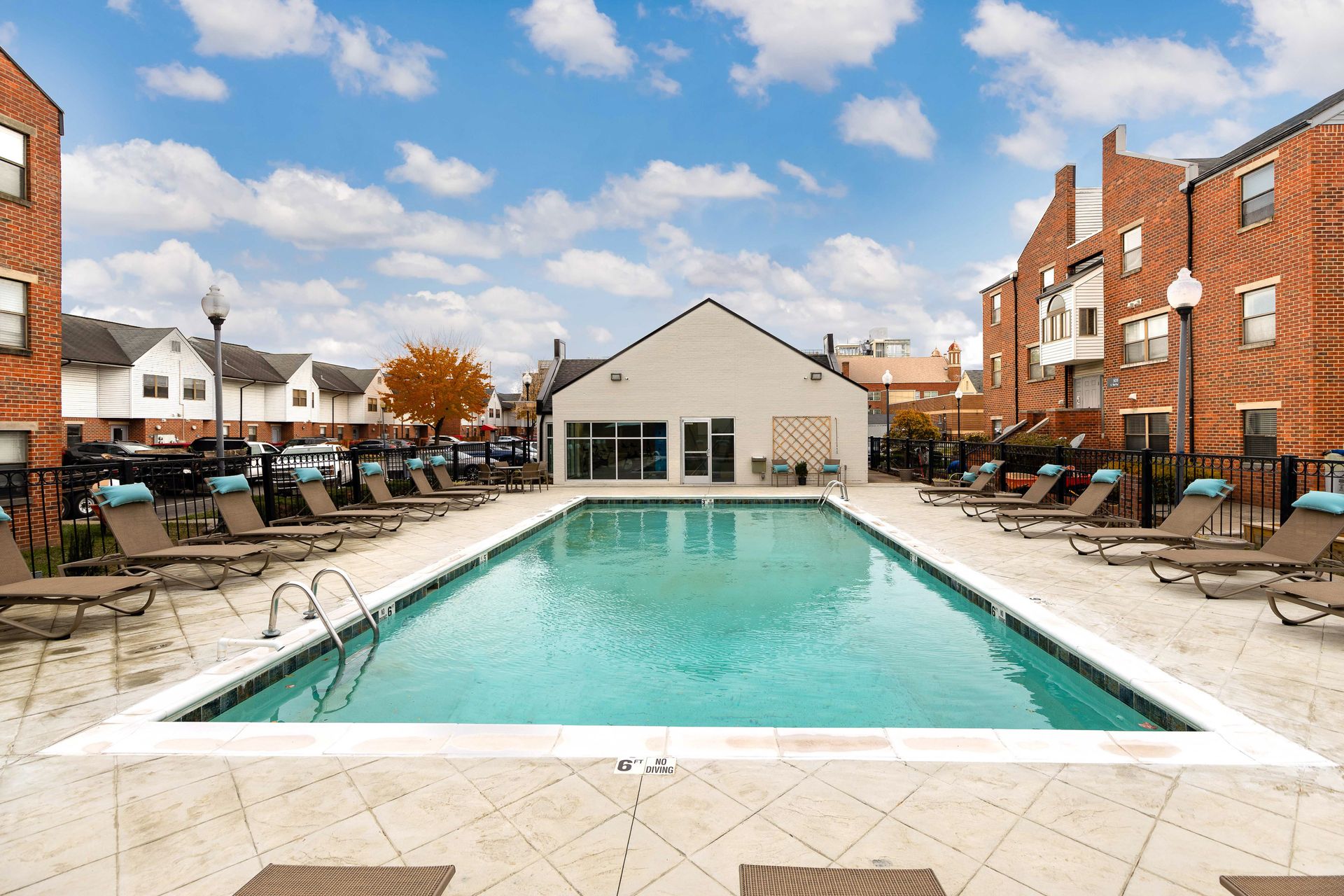 Louisville Apartment: 800 E Madison Street