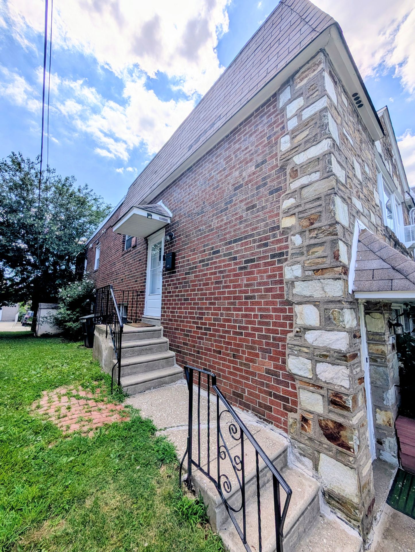 Philadelphia Apartment: 1714 Loney St