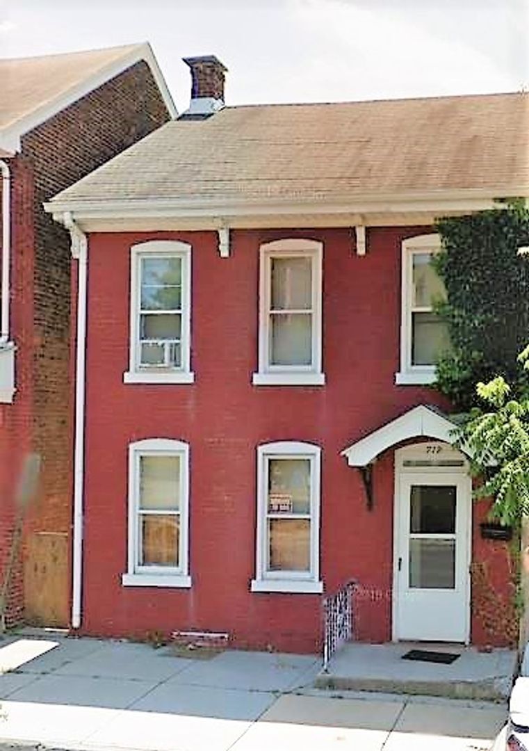 3 Bedroom 1 Bath House