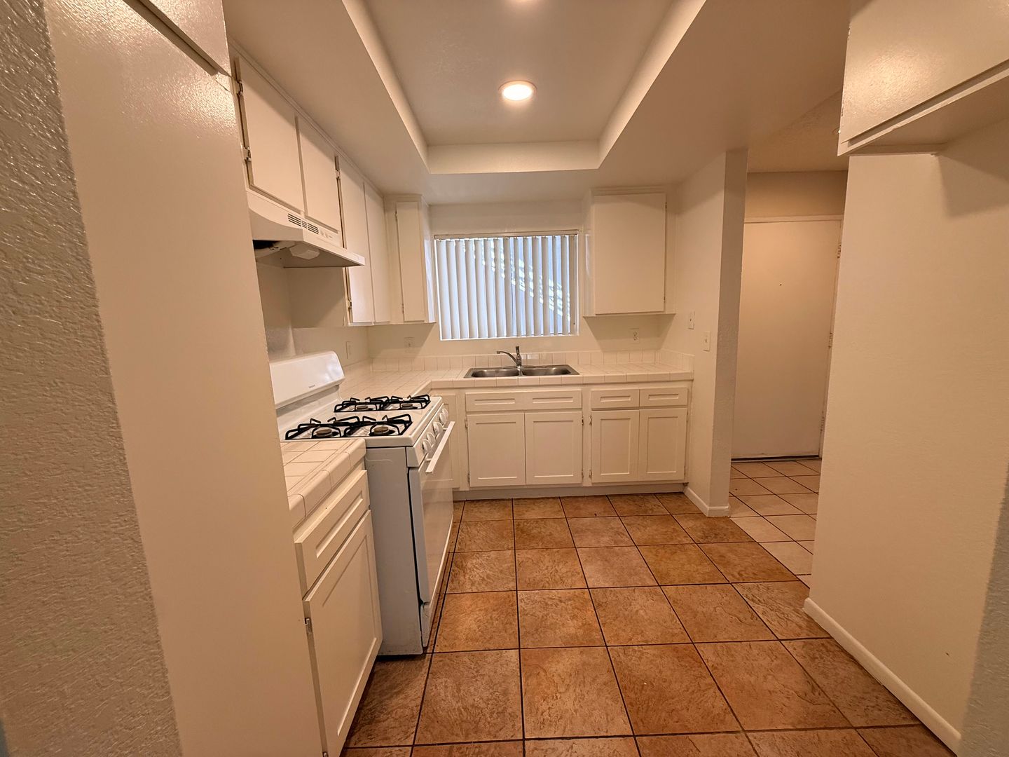 Placentia Apartment: 400 South Baker Street