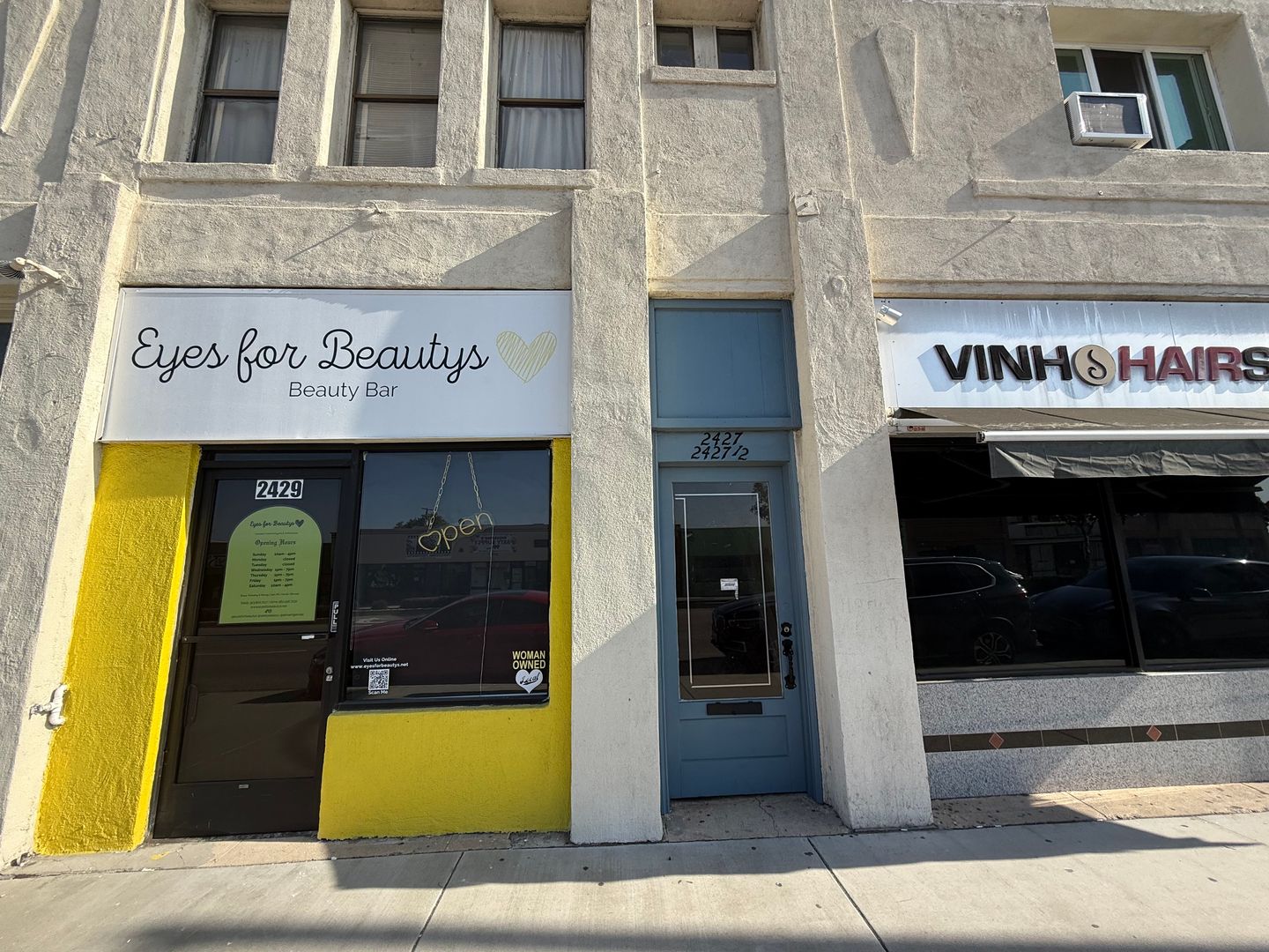 Los Angeles Apartment: 2427 West Valley Boulevard