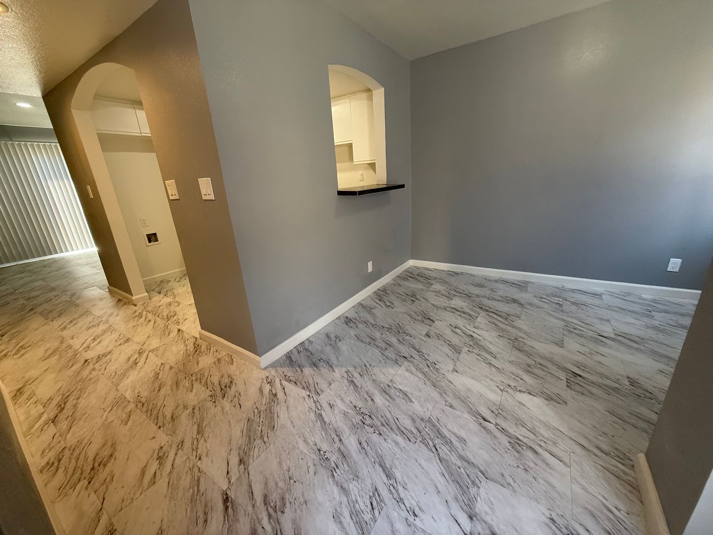Santa Ana Apartment: 919 and 1001 South Lyon Street