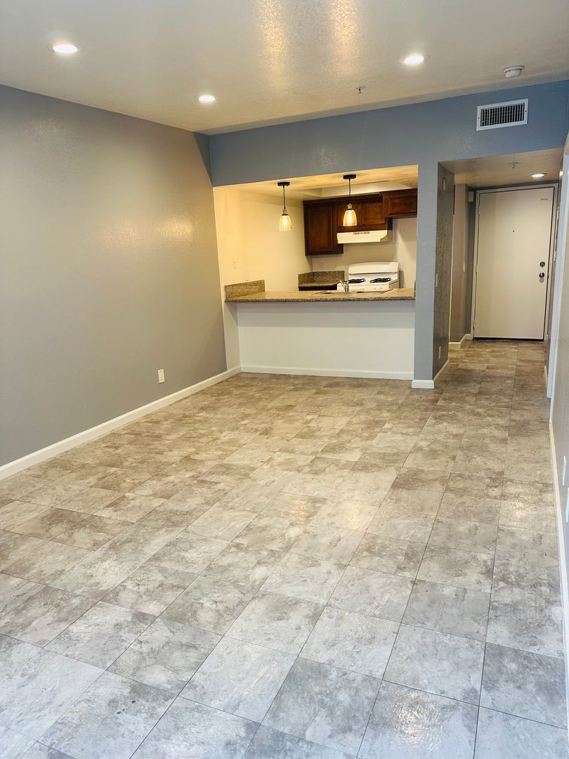 Santa Ana Apartment: 610 N. Garfield Street