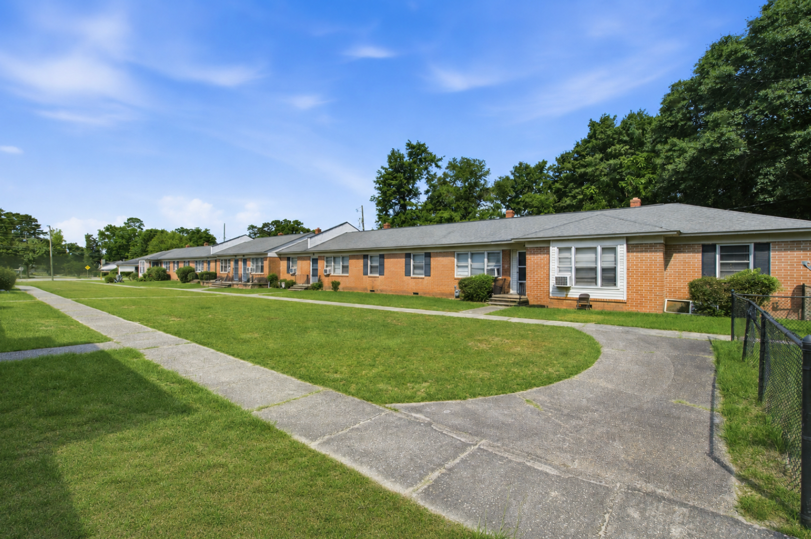 Sumter Apartment: 237 Broad Street