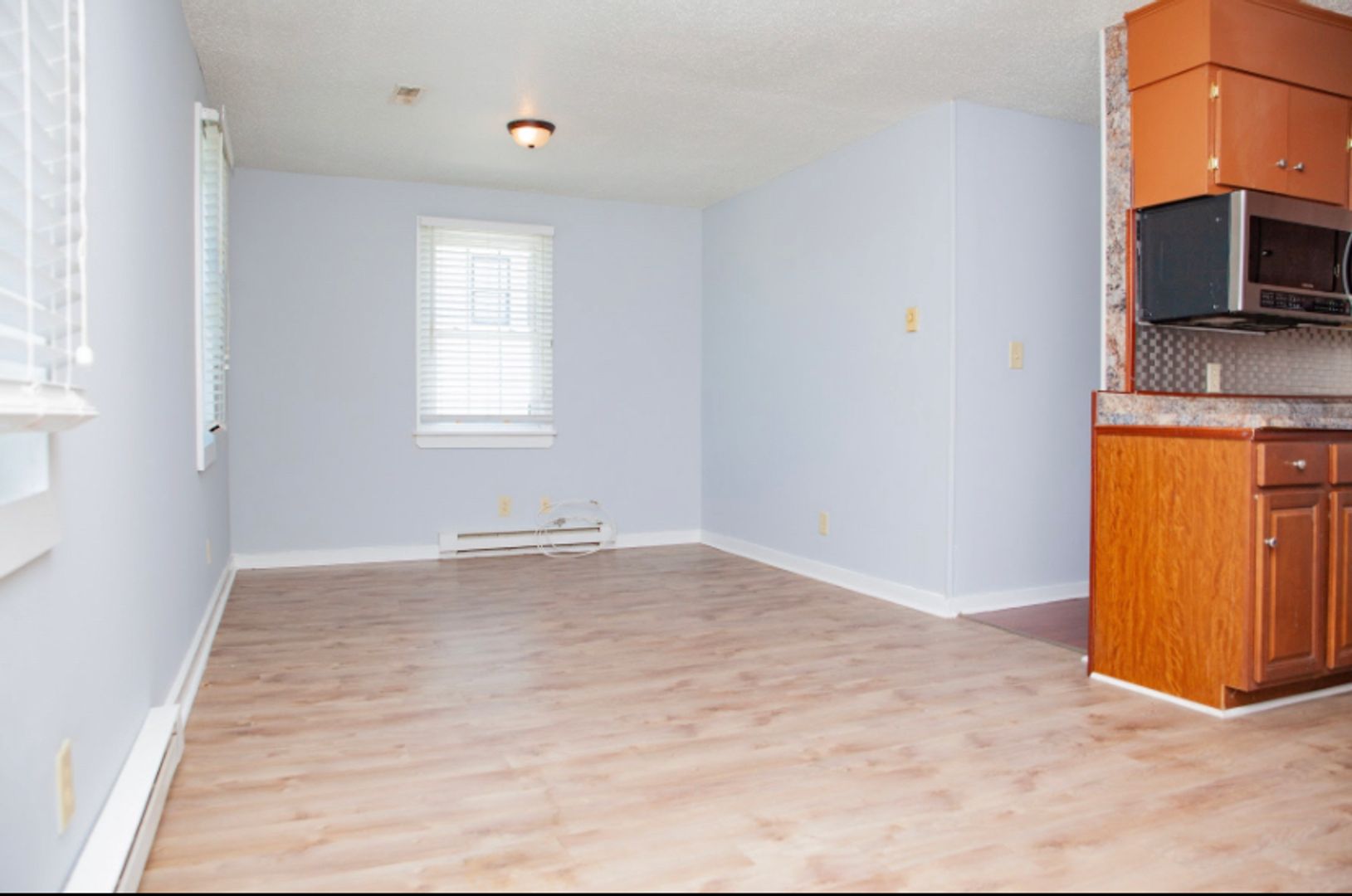 Charleston Apartment: 12 Sheppard St.