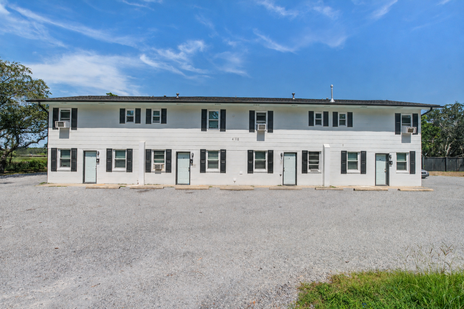 North Charleston Apartment: 4105 Ohear Ave