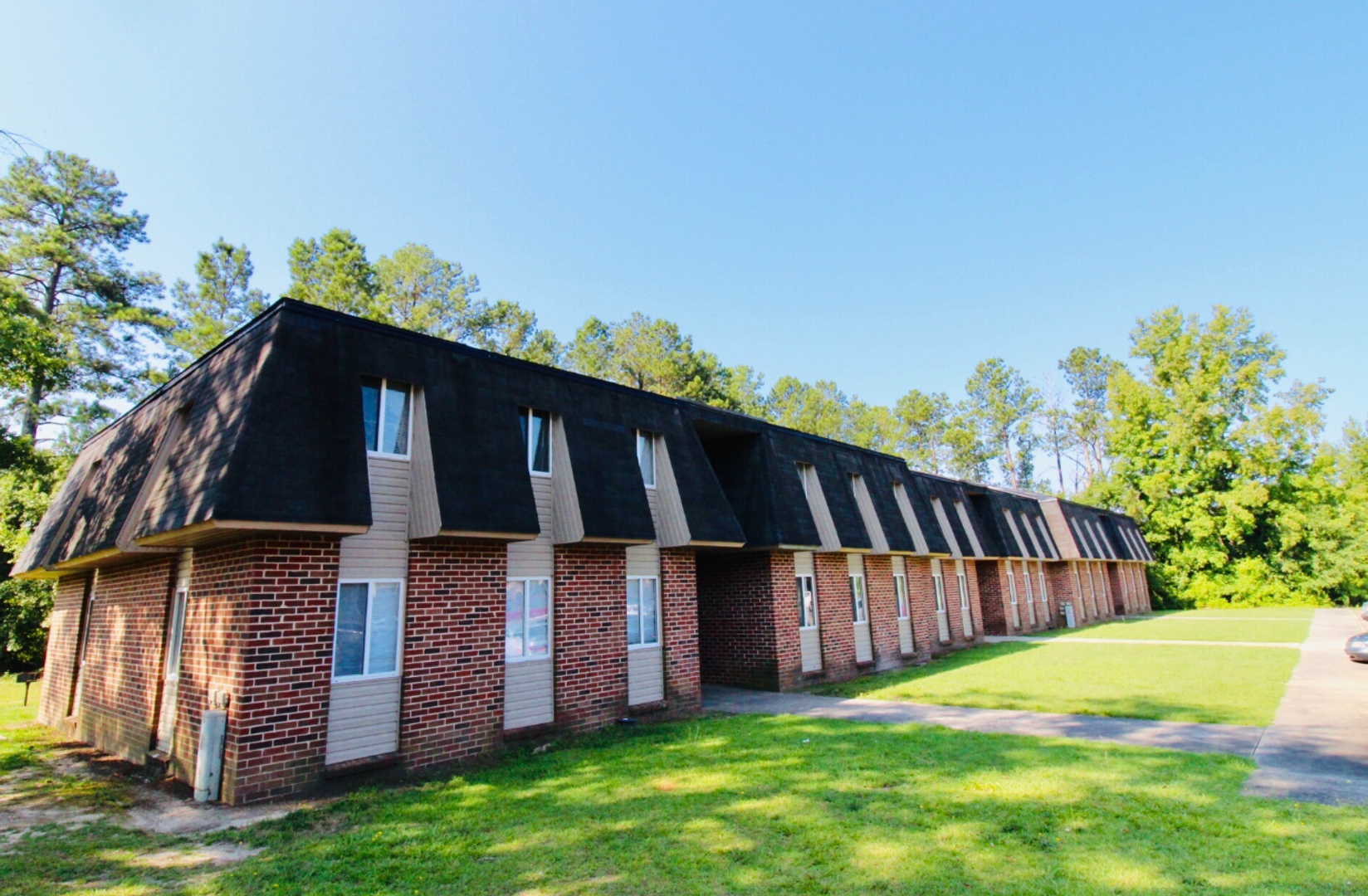 Trenton Apartment: 656 Woodyard Road