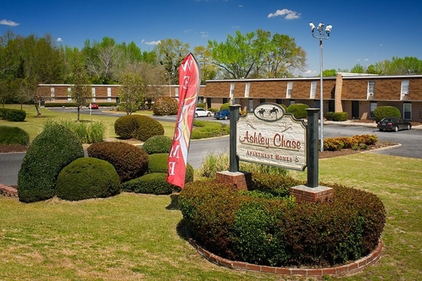 Sumter Apartment: 1199 N Lafayette Drive