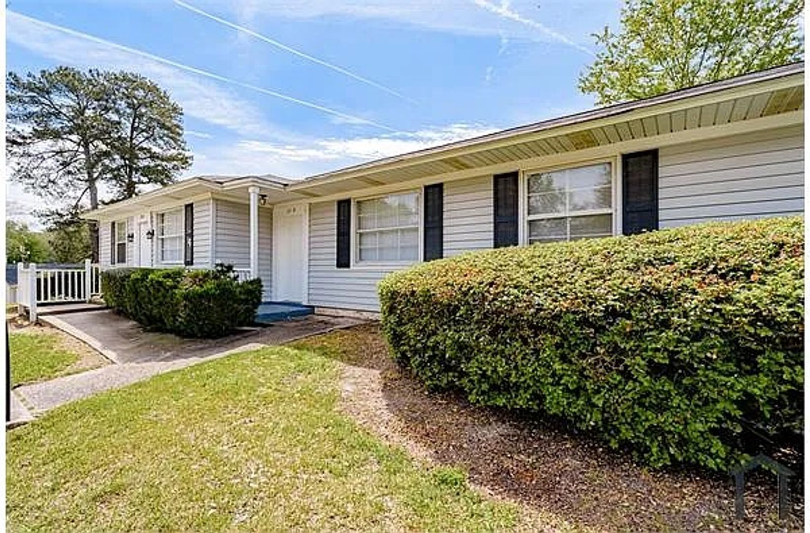 Columbia Apartment: 320 South Beltline Blvd