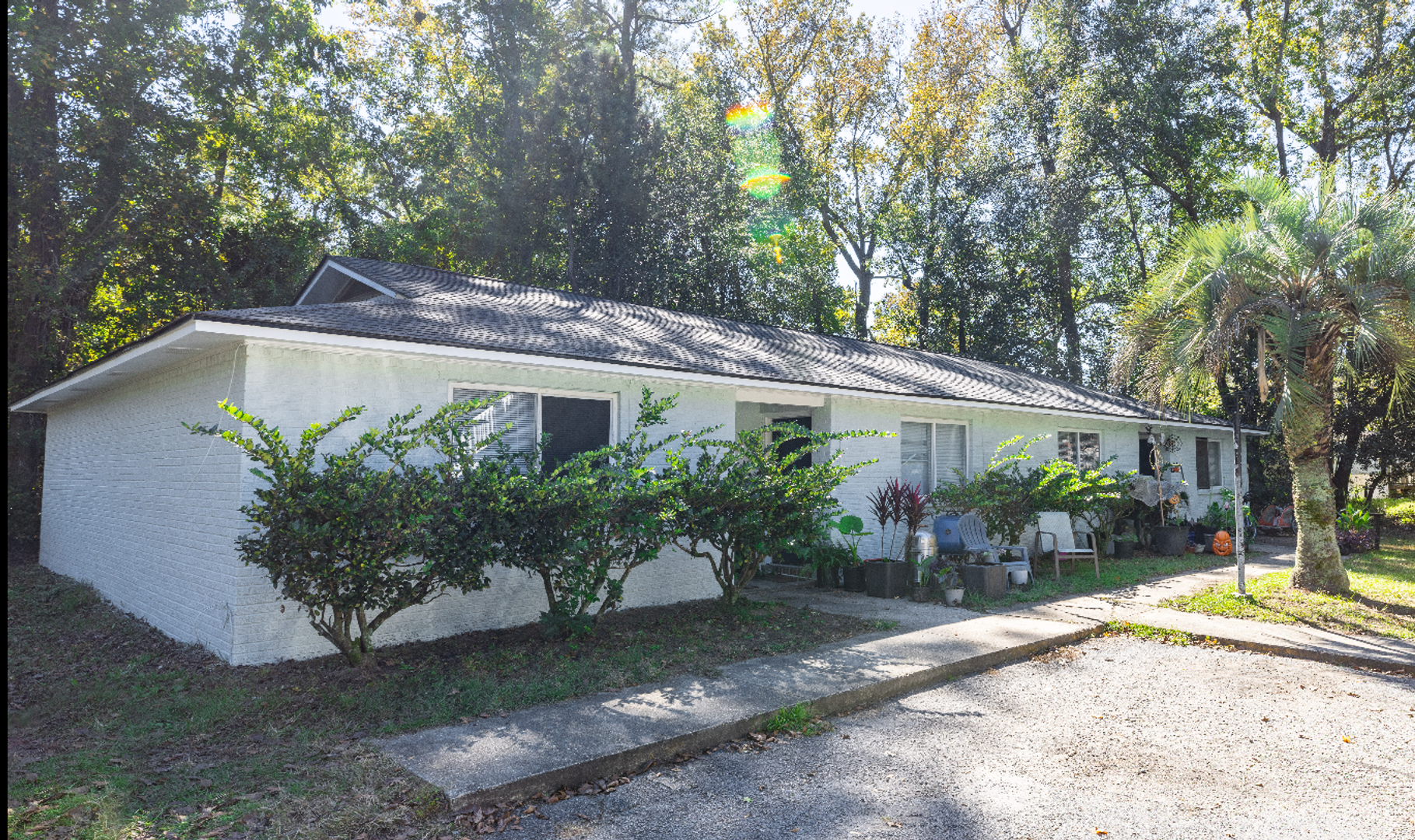 North Charleston Apartment: 6951 S. Kenwood Drive