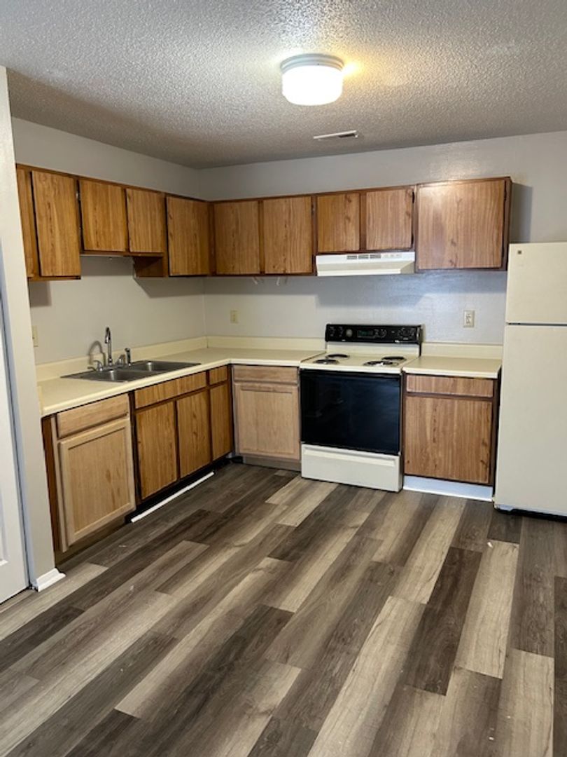 Winnsboro Apartment: 197 Lamplighter Dr.