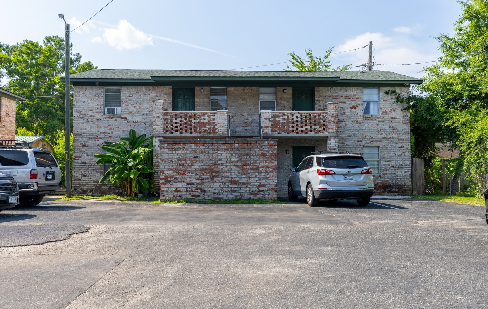 Goose Creek Apartment: 106 Marilyn Street