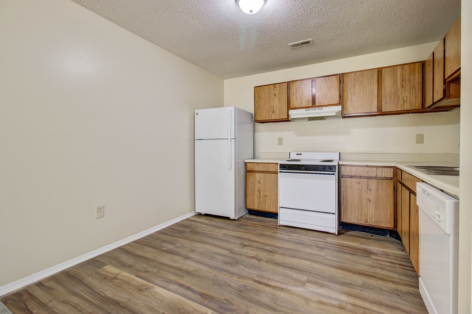 Winnsboro Apartment: 197 Lamplighter Dr.