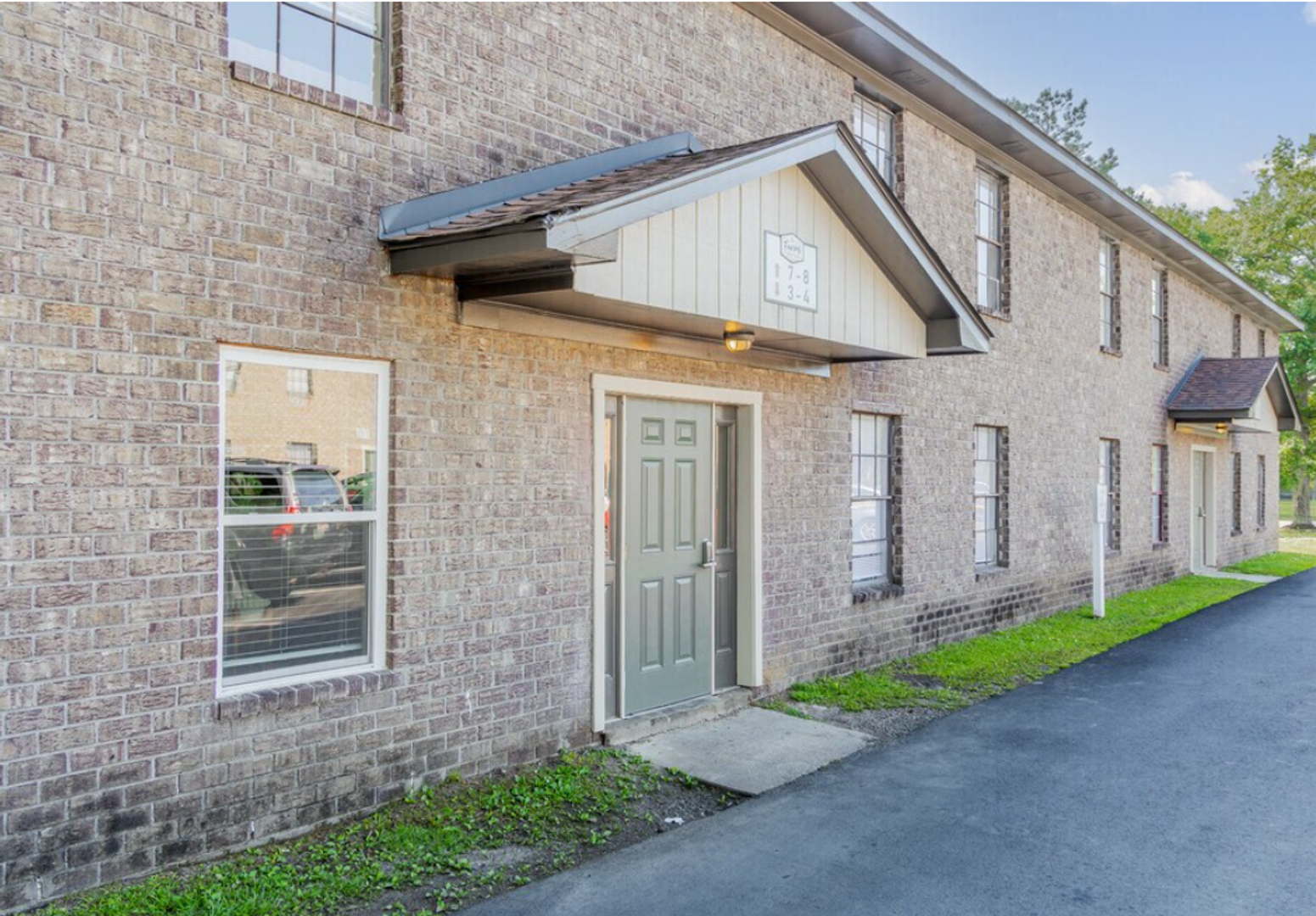 Goose Creek Apartment: 105 Farm Rd.