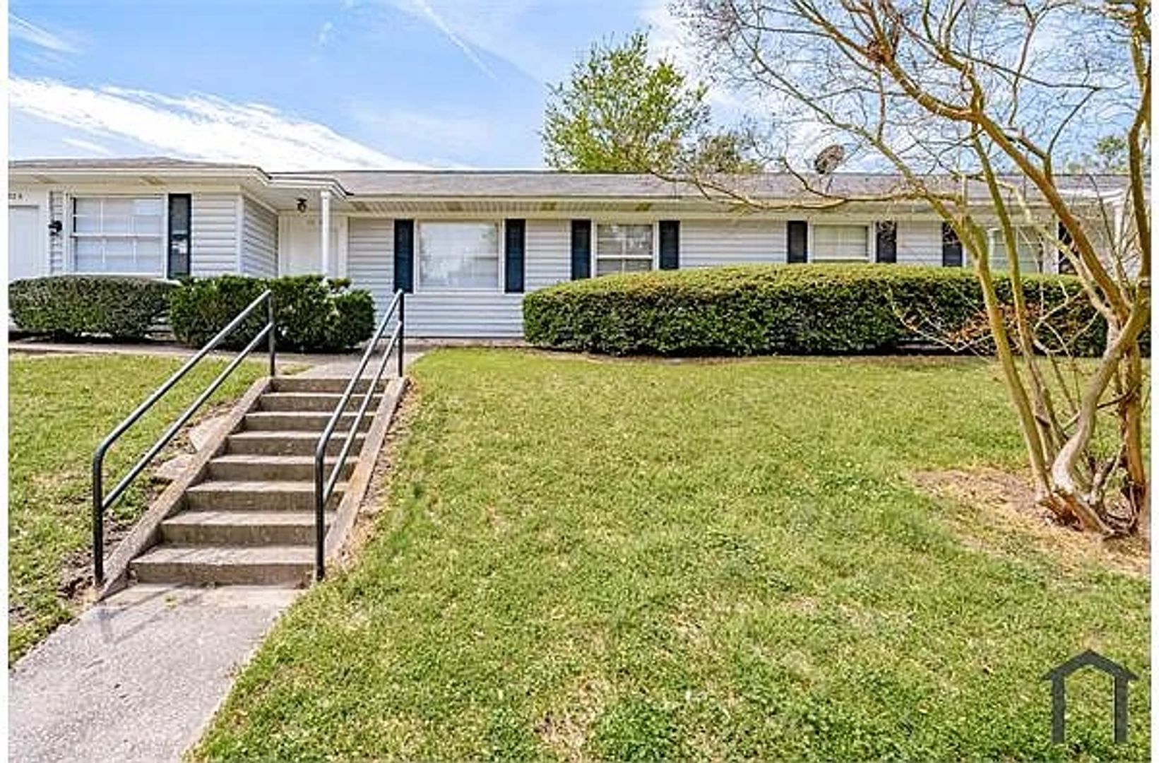 Columbia Apartment: 320 South Beltline Blvd