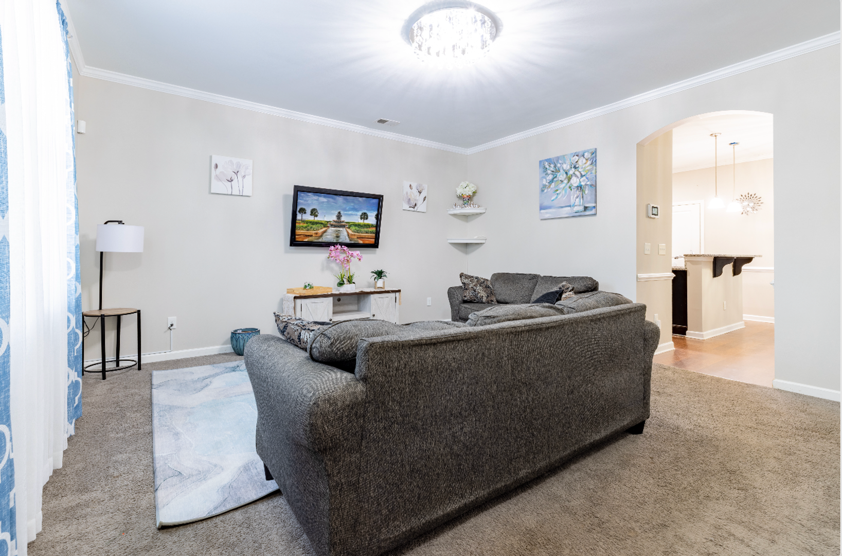 Ladson House: 1040 Lexi Ct