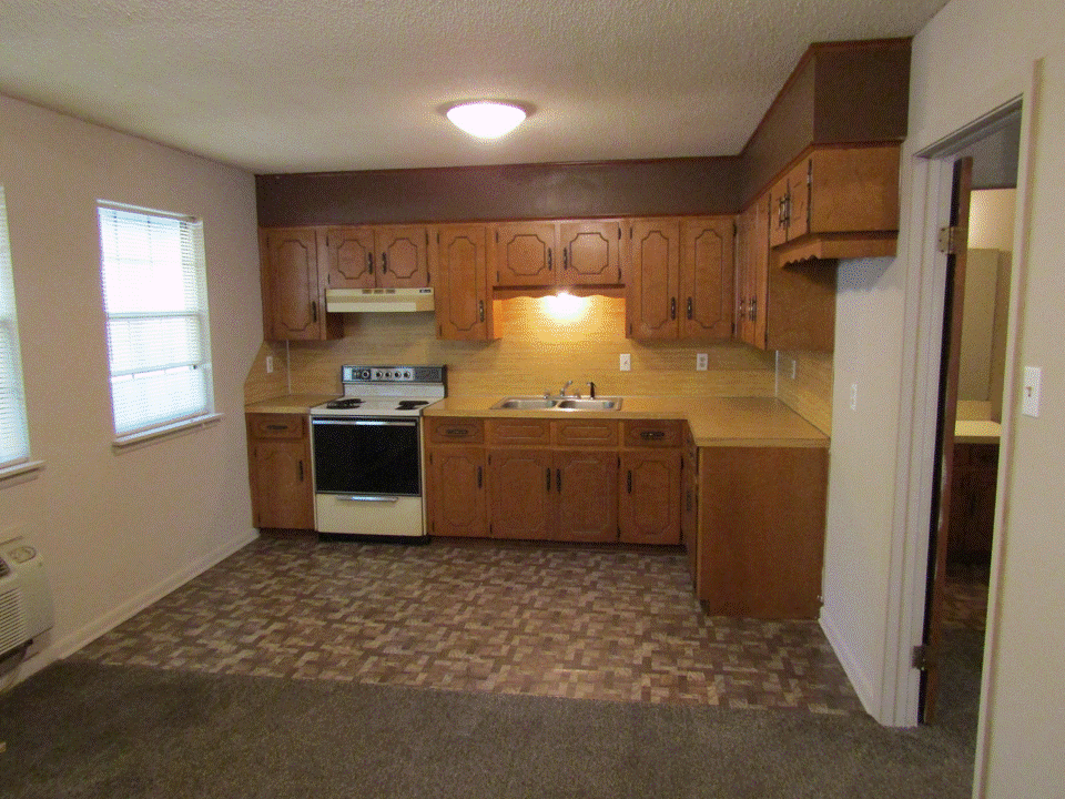 Jacksonville Apartment: 1100 S. James Street