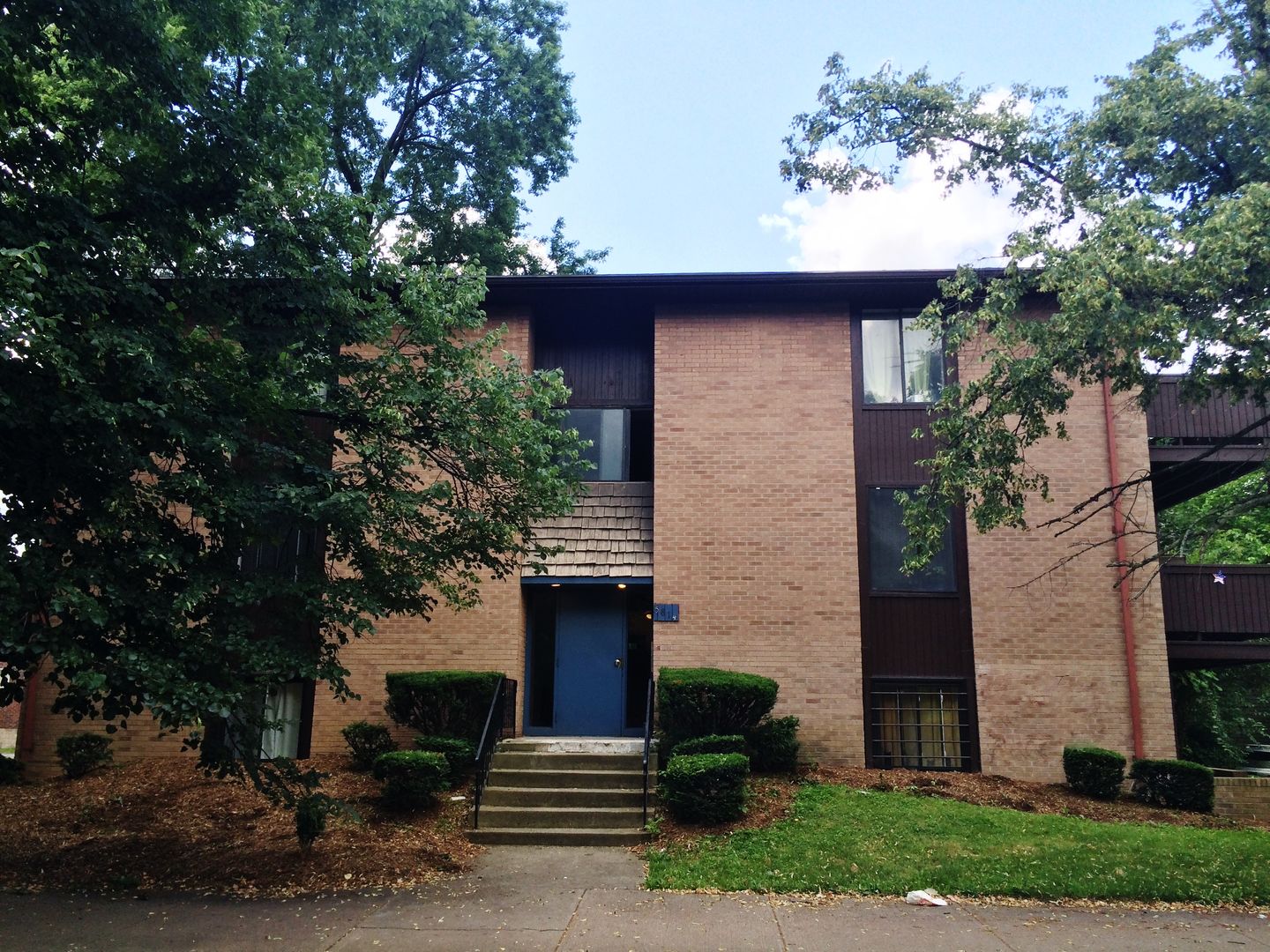 Pittsburgh Apartment: 5814 East Liberty Blvd.