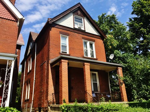 East Liberty - Private 2 Car Garage
