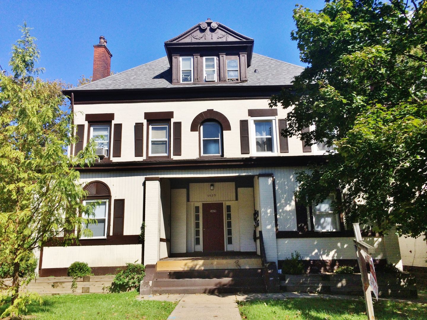 Pittsburgh Apartment: 5429 Stanton Ave