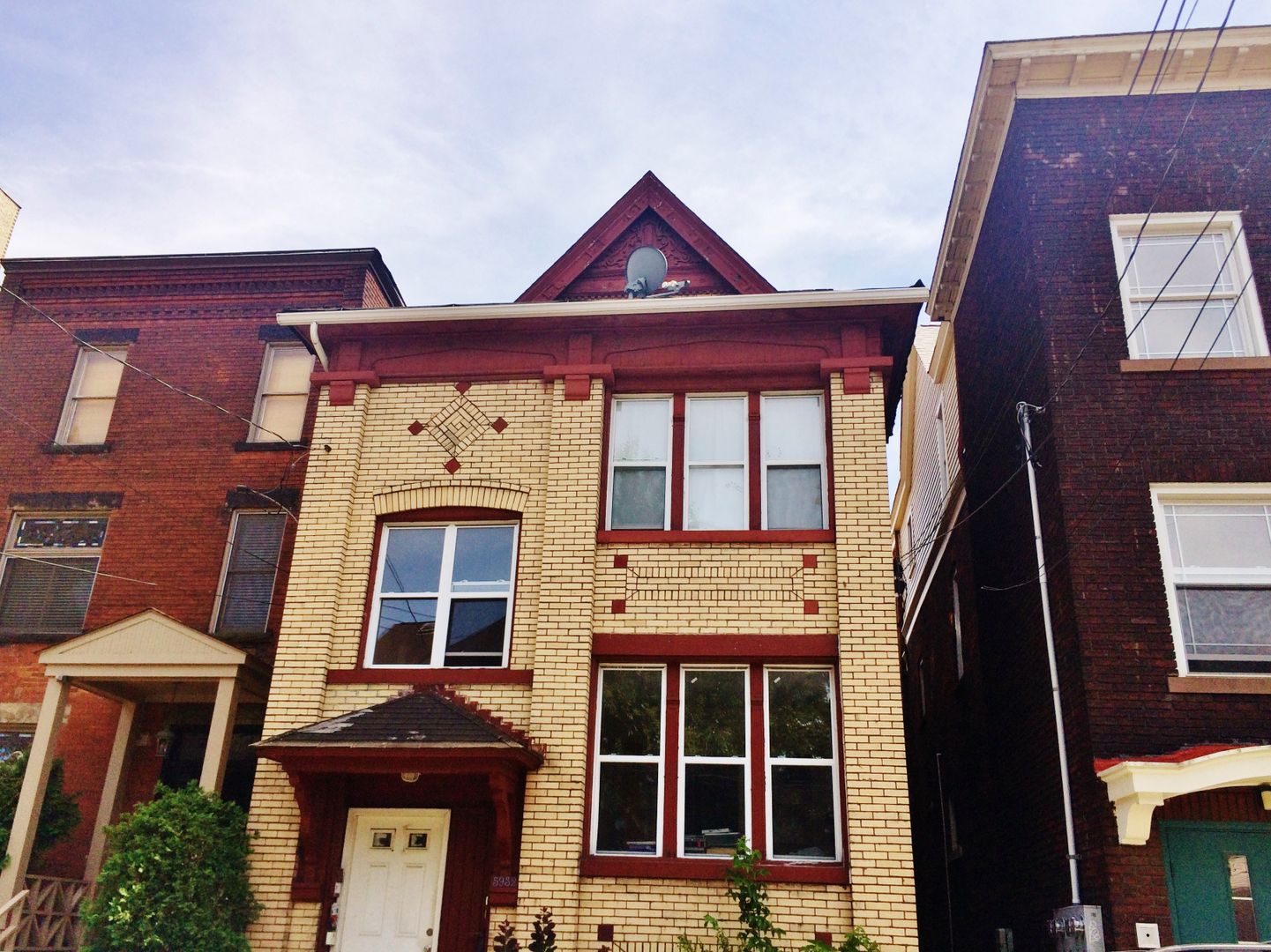 Pittsburgh Apartment: 5932 Elwood Street