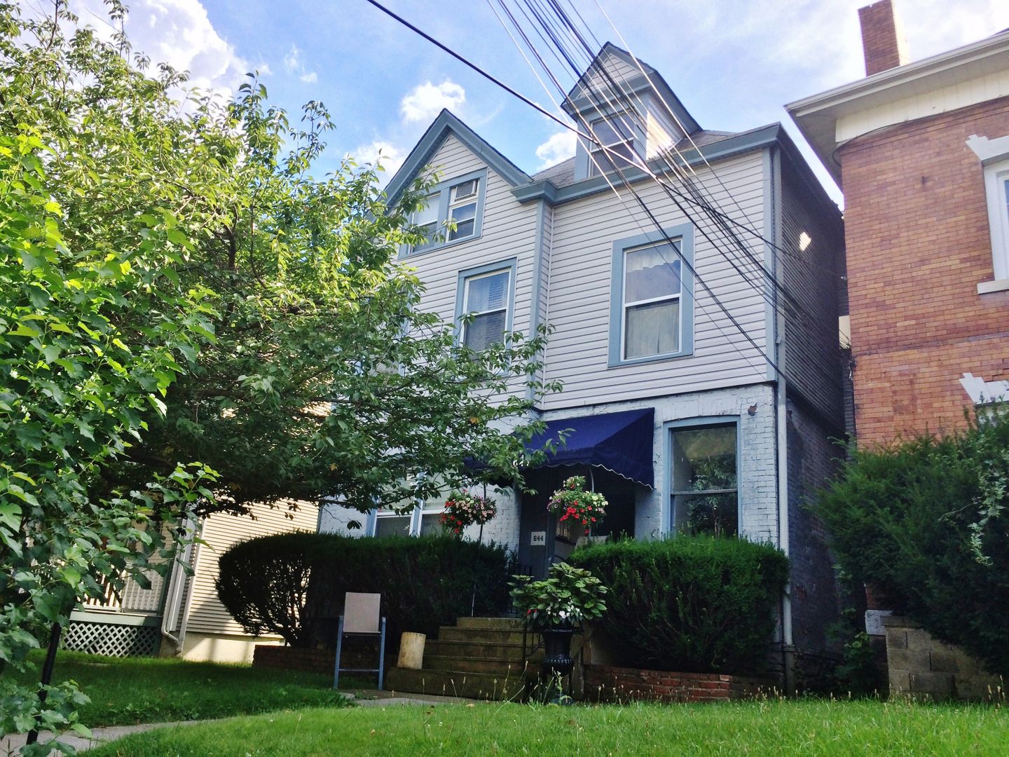 Pittsburgh Apartment: 644 College Street