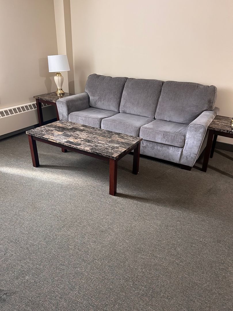 Rome Apartment: 80 Geiger Rd