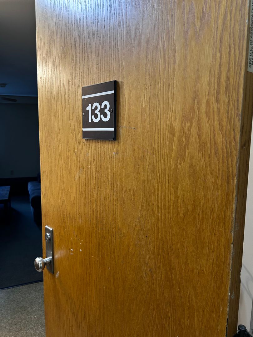 Rome Apartment: 80 Geiger Rd