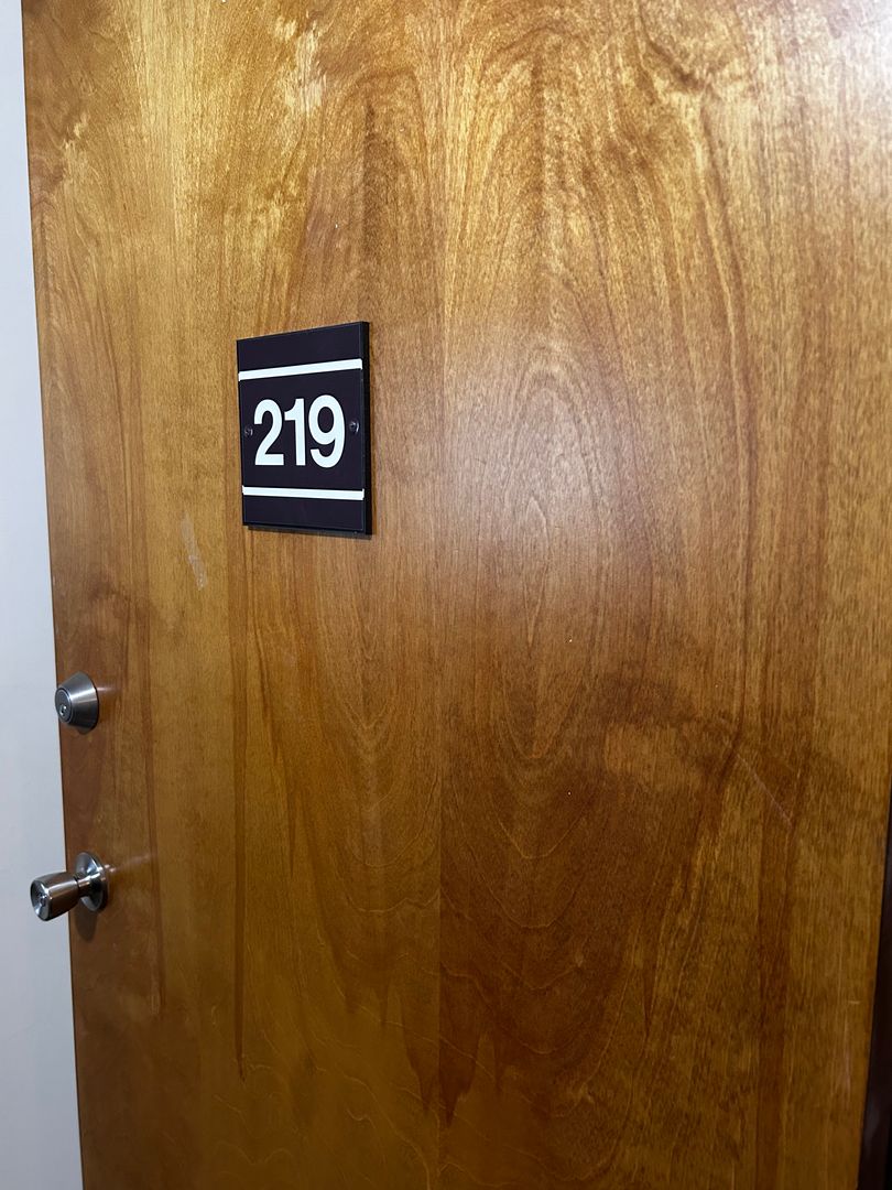 Rome Apartment: 80 Geiger Rd