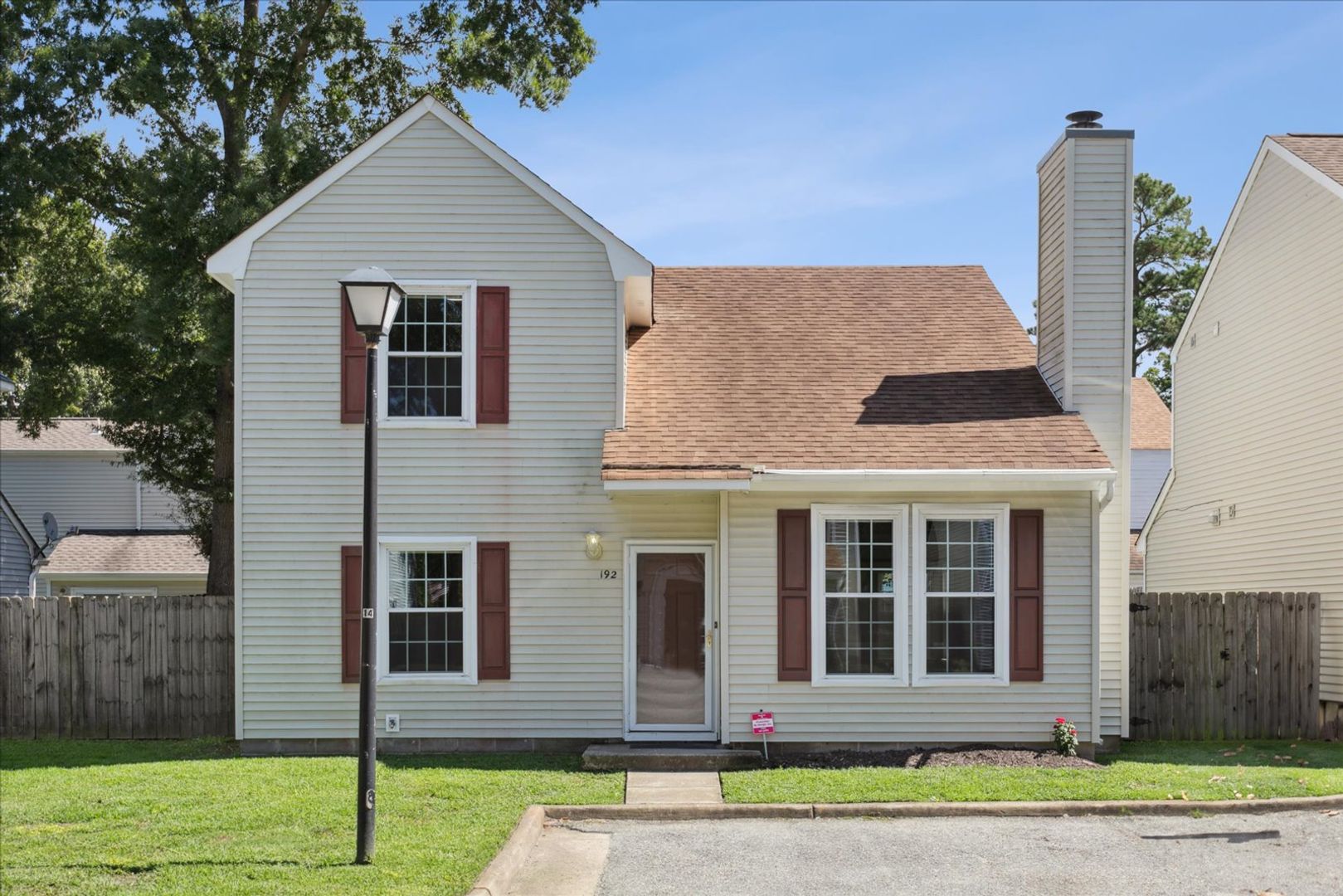 Newport News Townhome: 192 Lees Mill Drive
