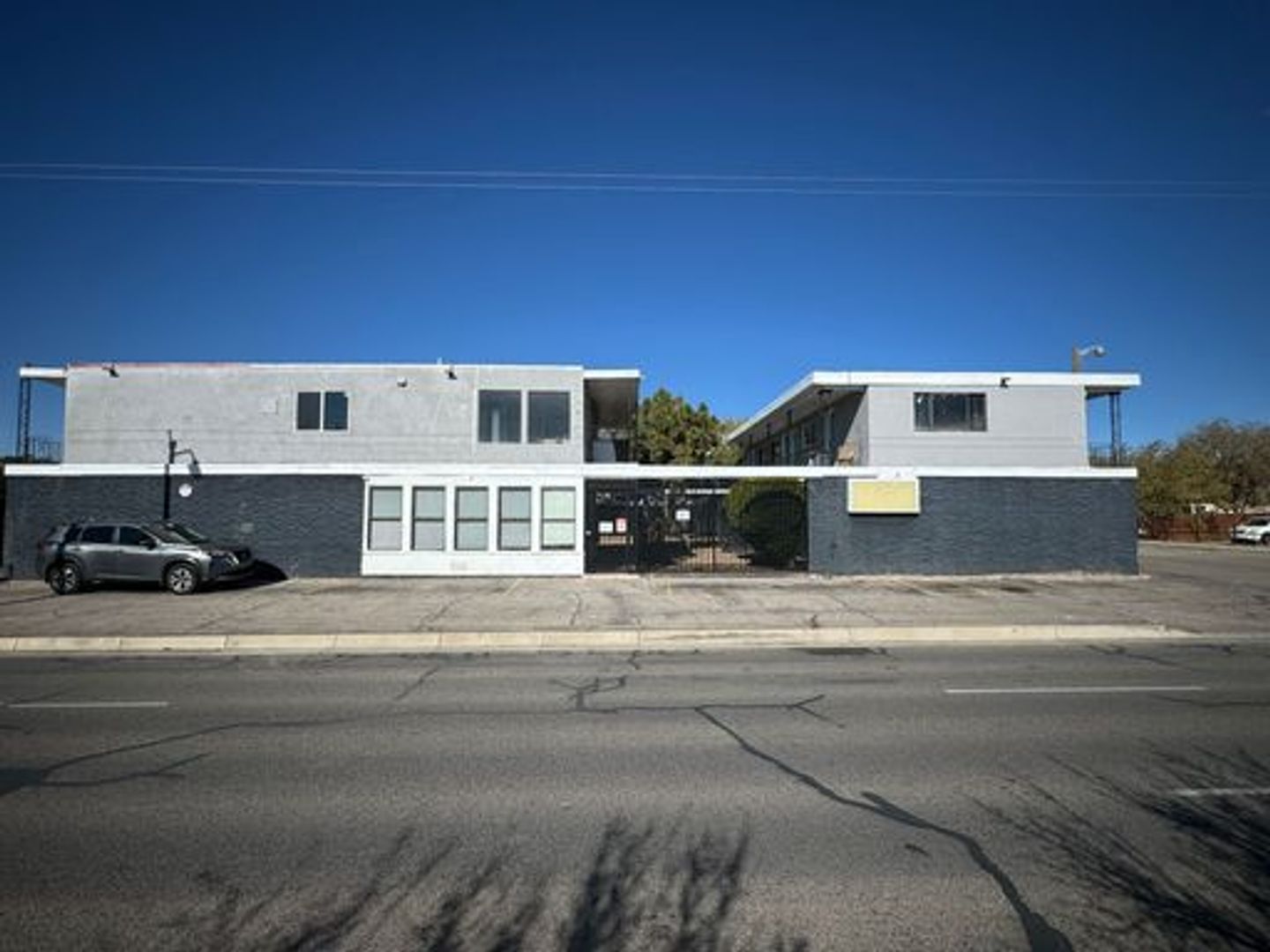Albuquerque Apartment: 5915 Gibson Blvd SE
