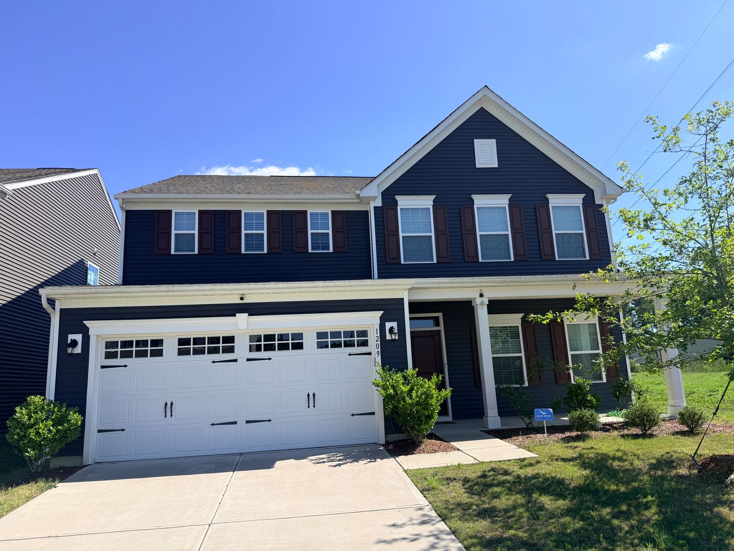 Monroe House: 1209 Hinson Forest Rd