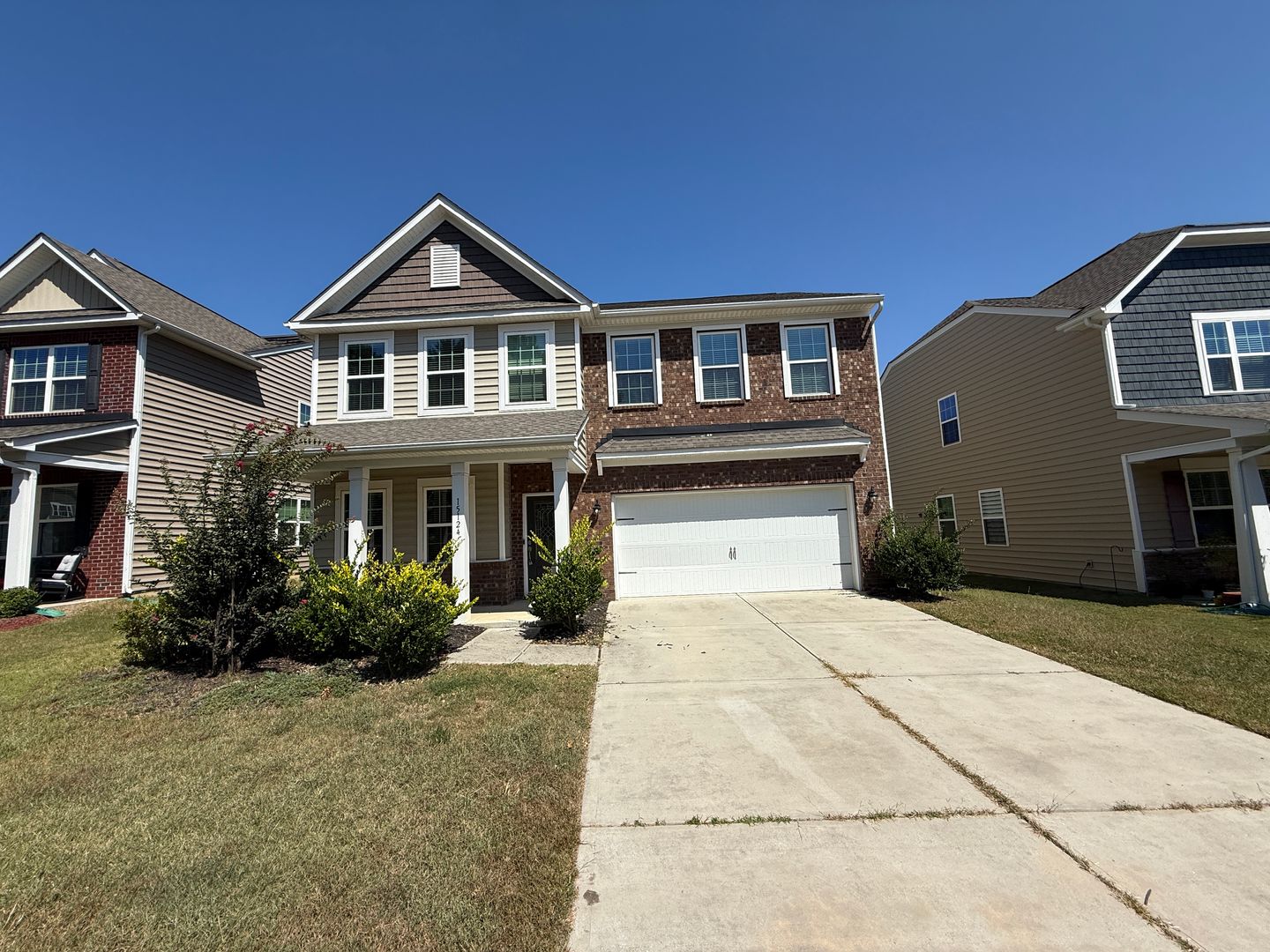Charlotte House: 15124 Evergreen House Dr