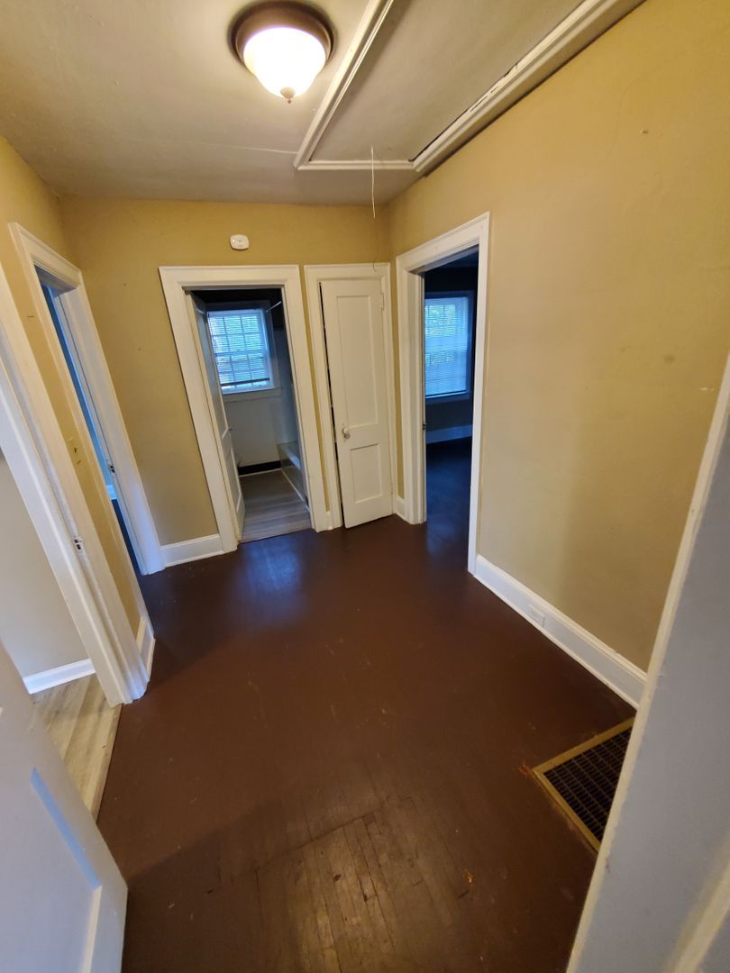 Charlotte House: 2135 Wilmore Drive