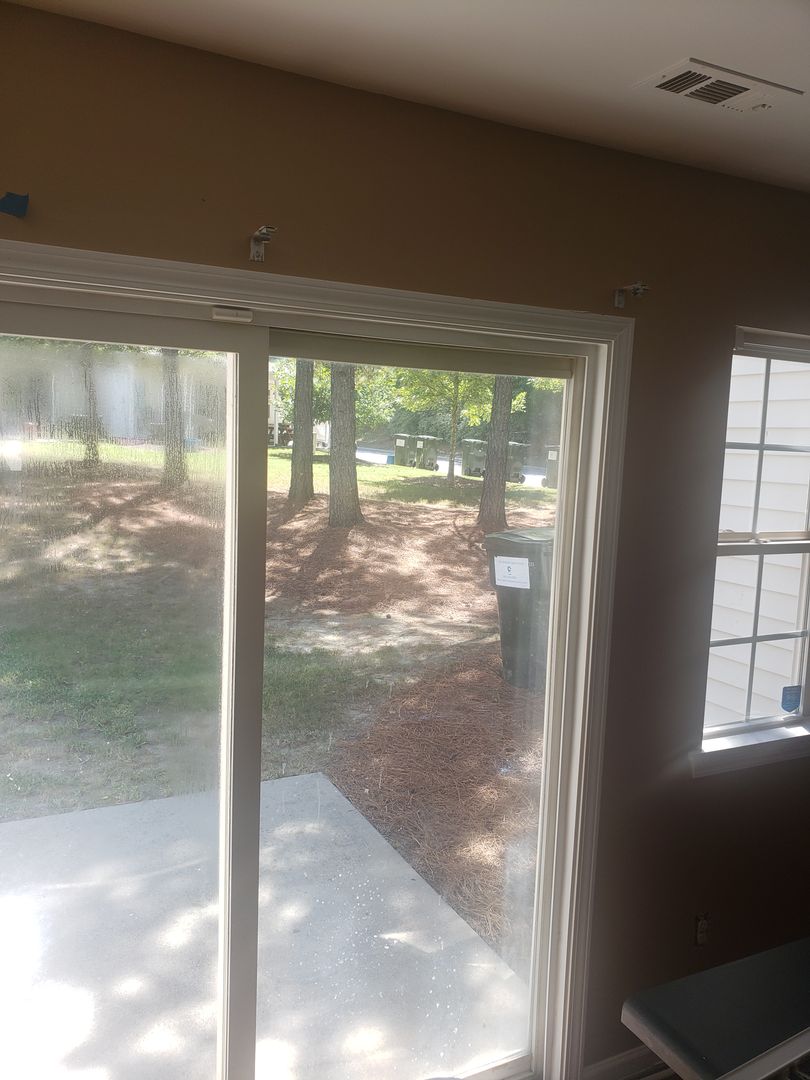 Charlotte House: 3581 Draycott Ave