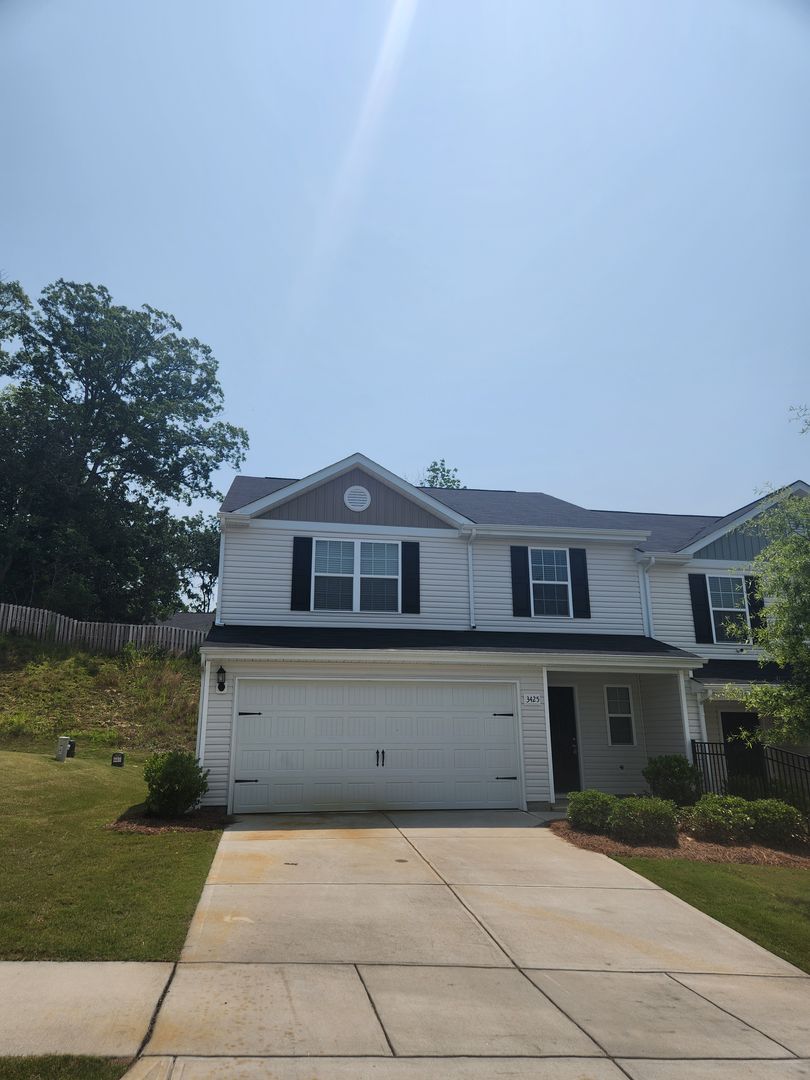 Charlotte House: 3425 Ellingford Road - 1