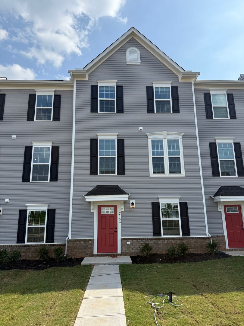 Charlotte Townhome: 2159 Primm Farm Dr