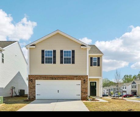 Brand New Spacious Floorplan – photo 1
