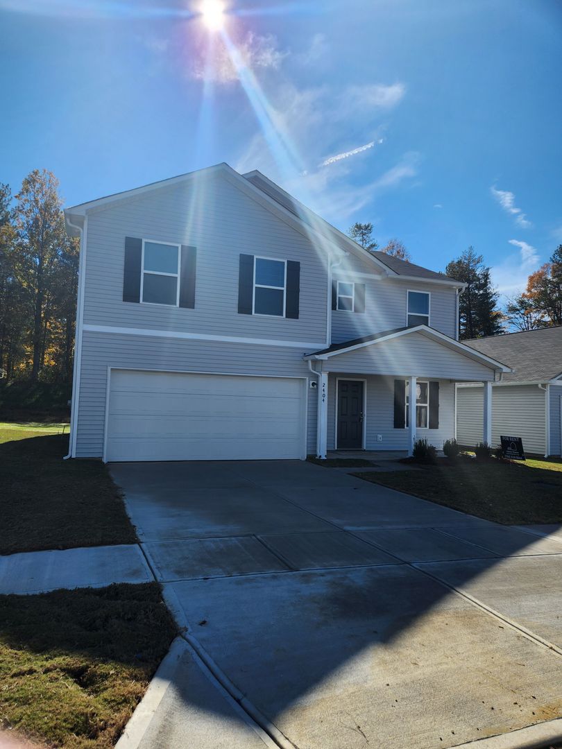Salisbury House: 430 Winsley Drive